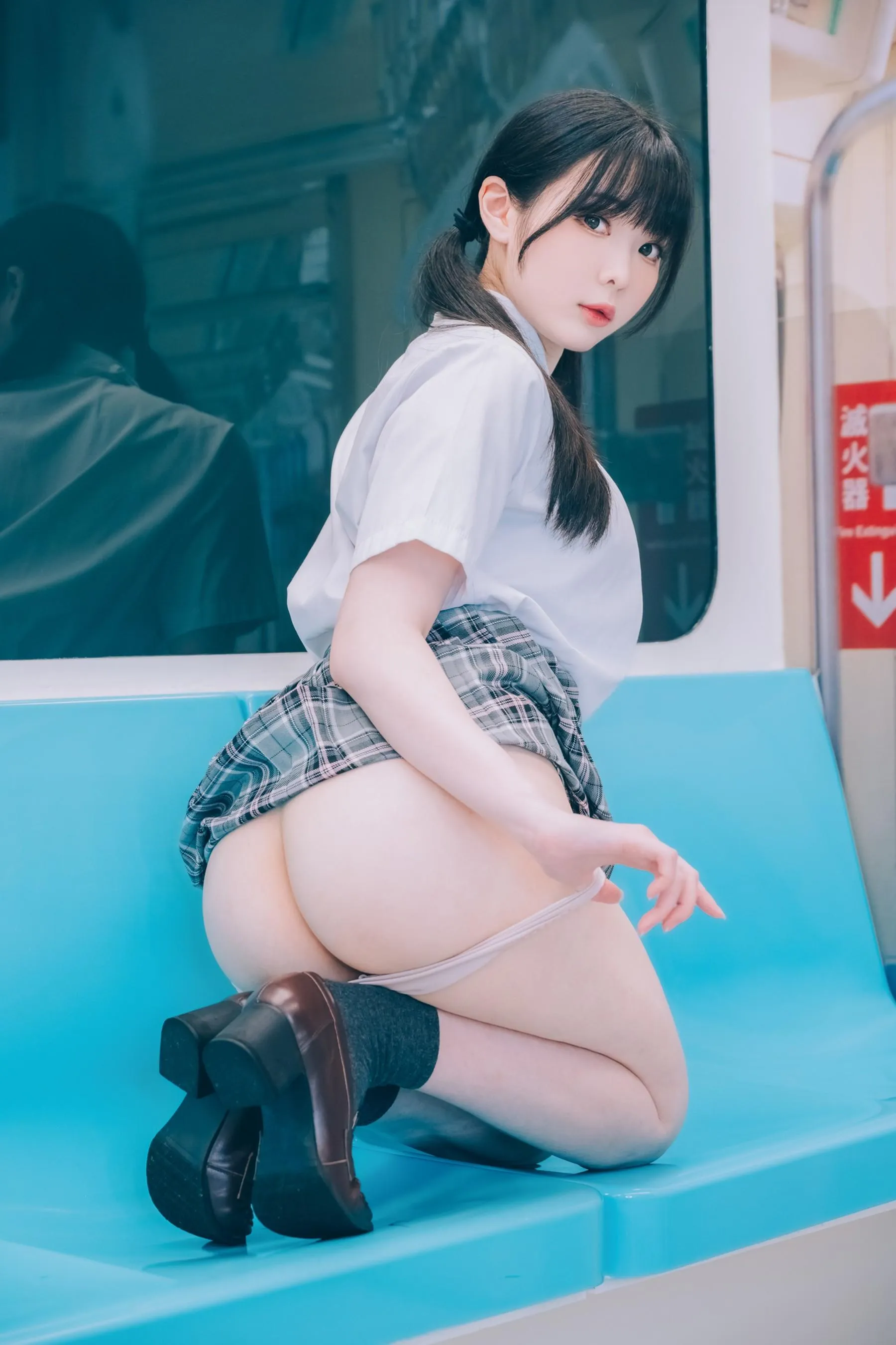 霜月Shimo – NO.68 Tokimeki Metro[24] [51P]插图9